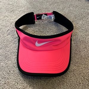Nike Featherlight Dri-Fit Visor